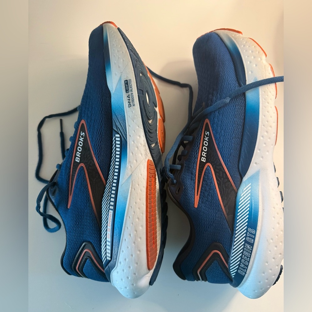 Brooks Men's Shoes
